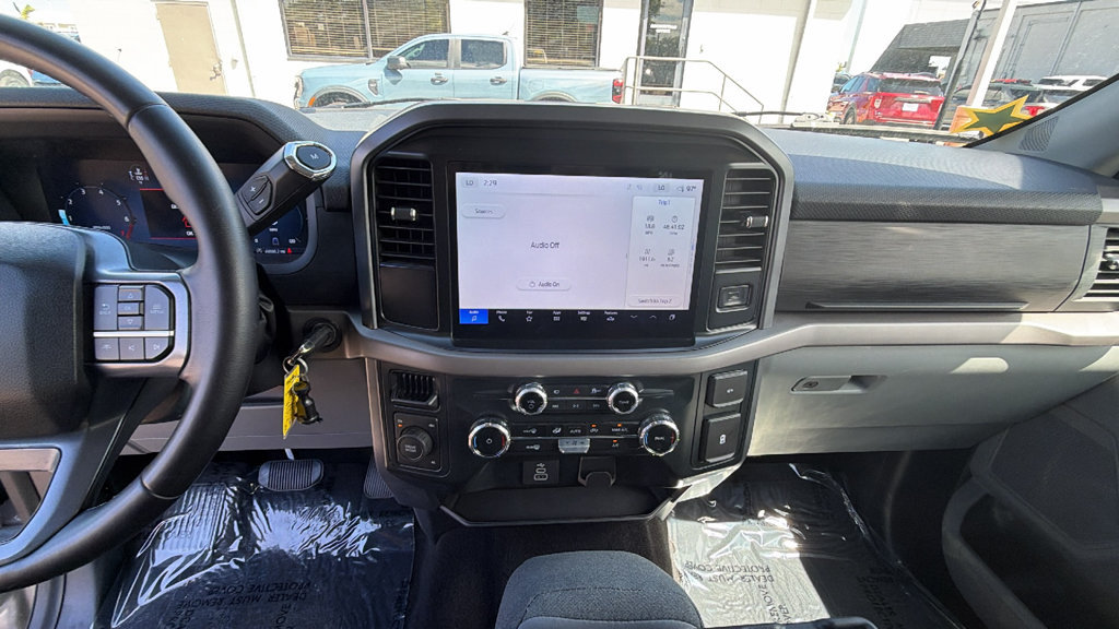 Certified 2025 Ford F150 XLT w/ Equipment Group 301A Standard AWD/4WD image 19