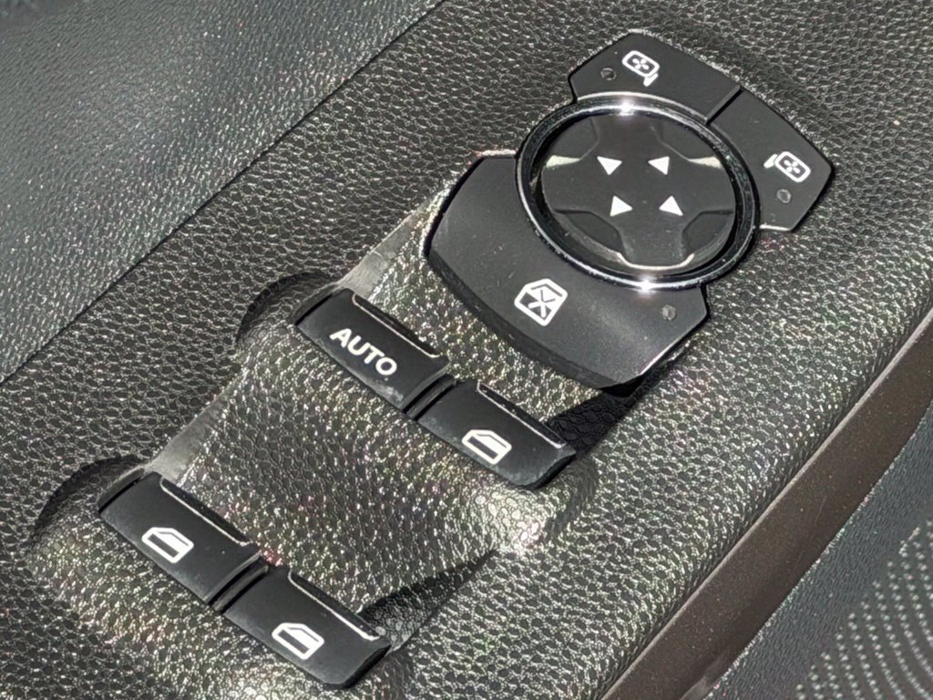 Certified 2020 Ford EcoSport SE FWD image 23
