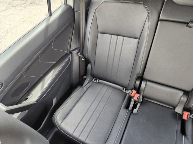 Used 2023 Volkswagen Tiguan SE R-Line AWD/4WD image 14