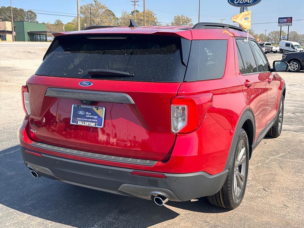 Certified 2024 Ford Explorer XLT w/ Equipment Group 202A image 5