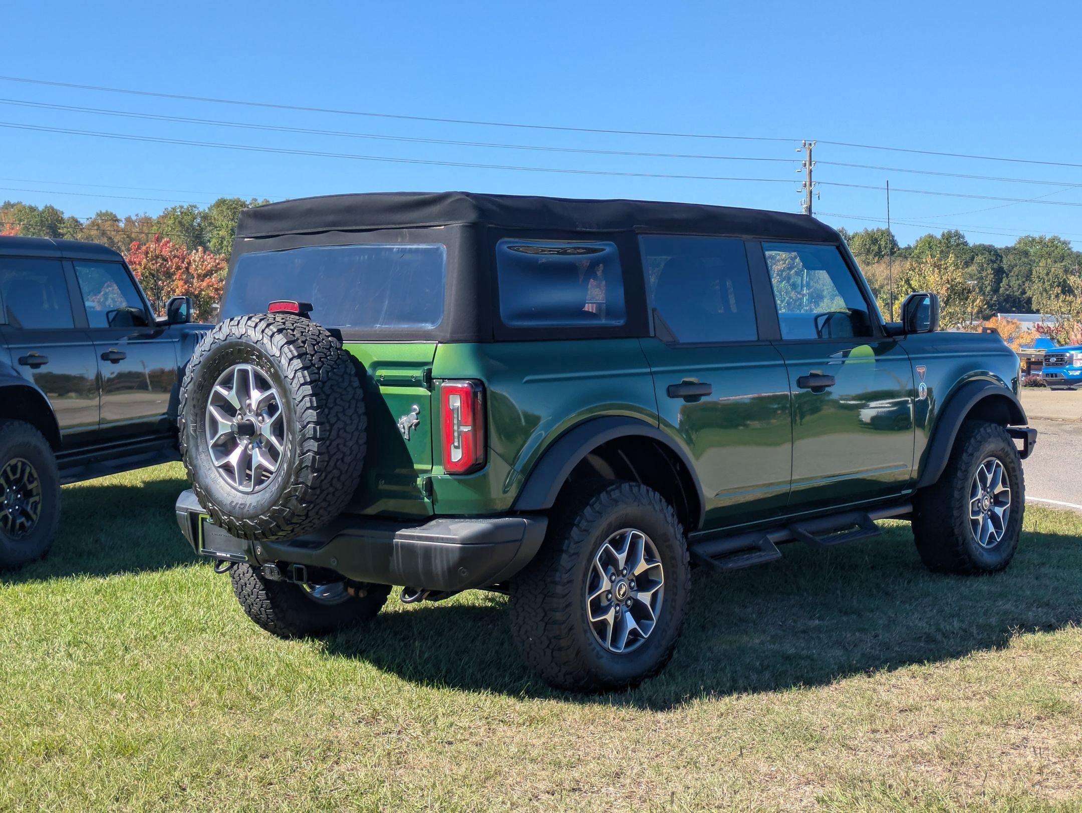 Certified 2024 Ford Bronco Badlands image 5