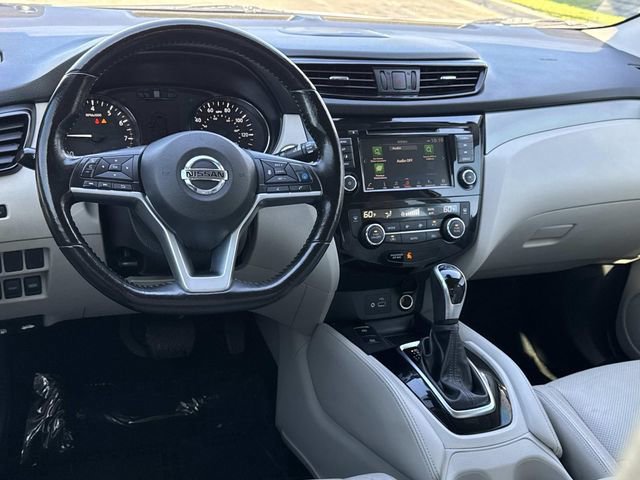 Used 2020 Nissan Rogue Sport SL w/ Premium Package image 6