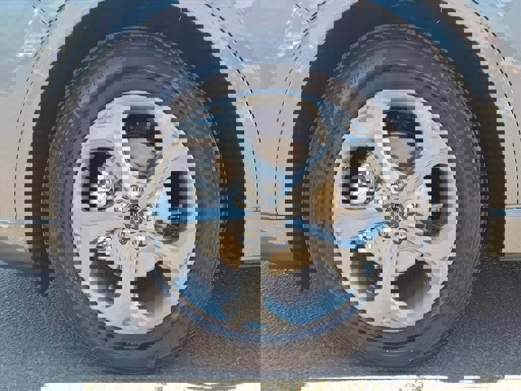 Certified 2024 Ford Escape ST-Line w/ Tech Pack #1 image 9