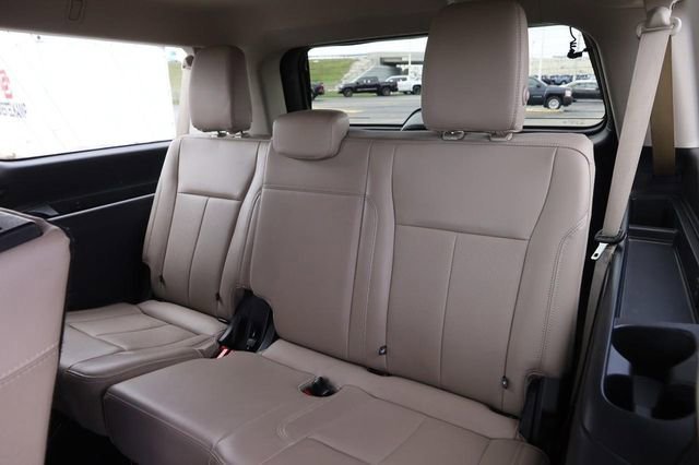 Certified 2024 Ford Expedition Max XLT image 11