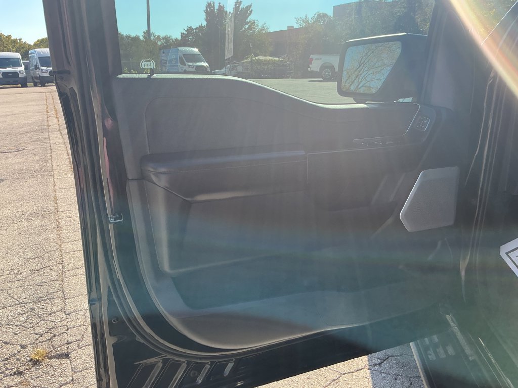 Certified 2023 Ford F150 Raptor AWD/4WD image 9