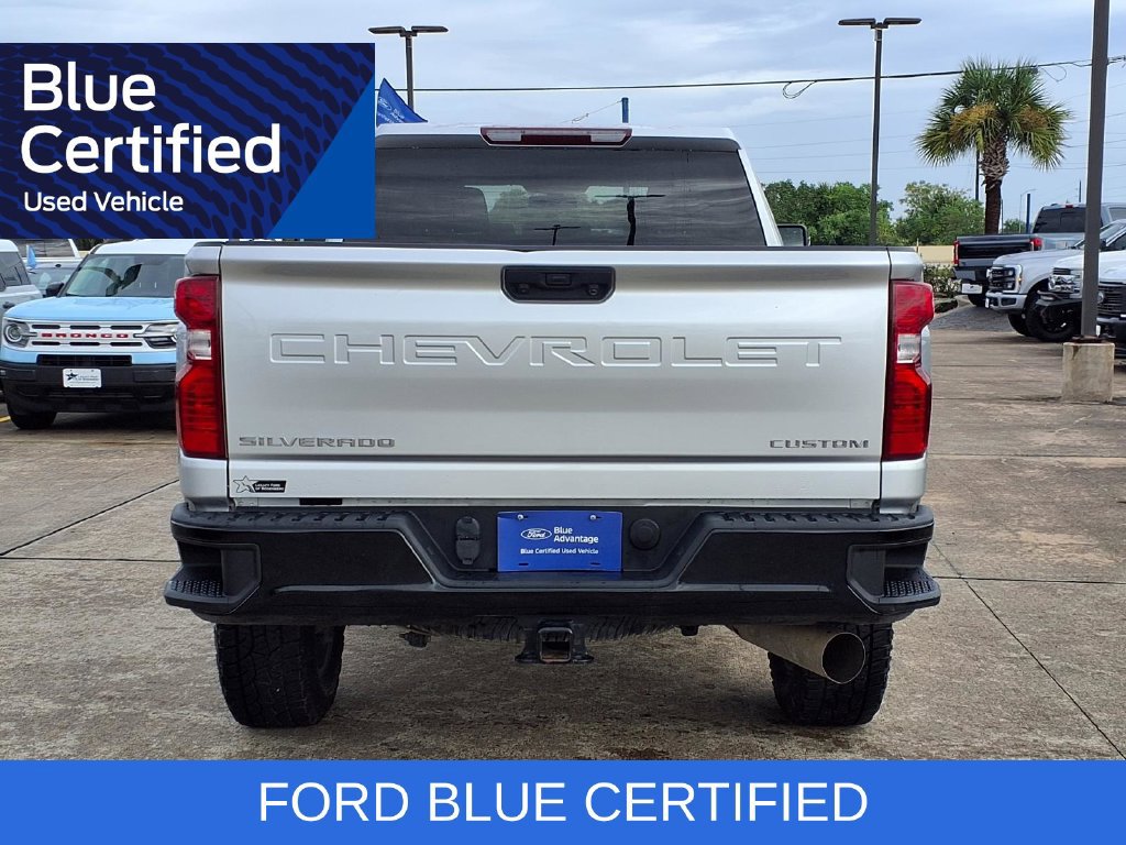 Used 2023 Chevrolet Silverado 2500 Custom w/ Custom Value Package AWD/4WD image 5