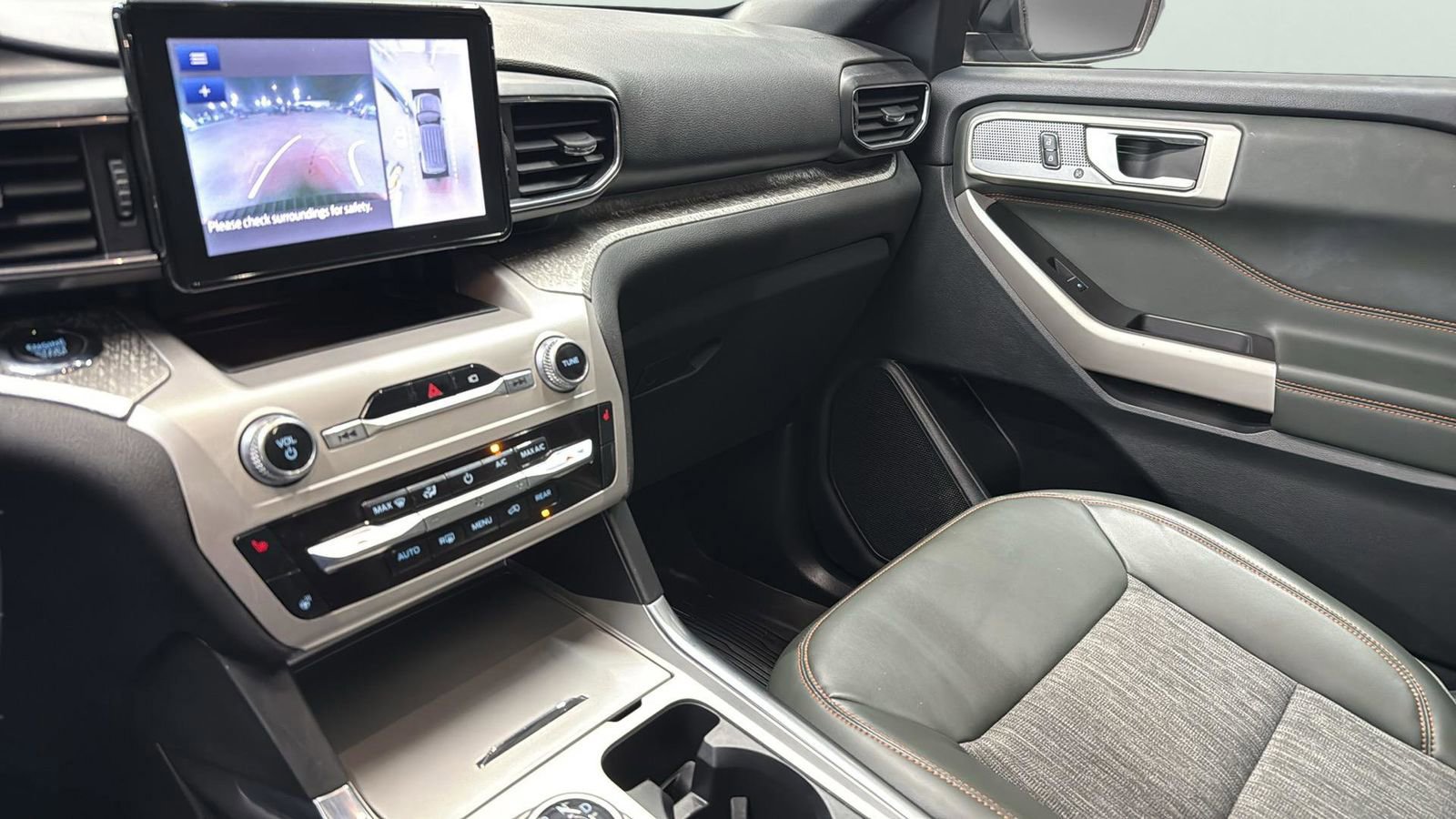 Certified 2023 Ford Explorer Timberline w/ Timberline Technology Package image 19