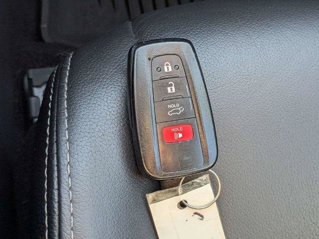 Used 2021 Toyota RAV4 XLE w/ Convenience Package AWD/4WD image 34