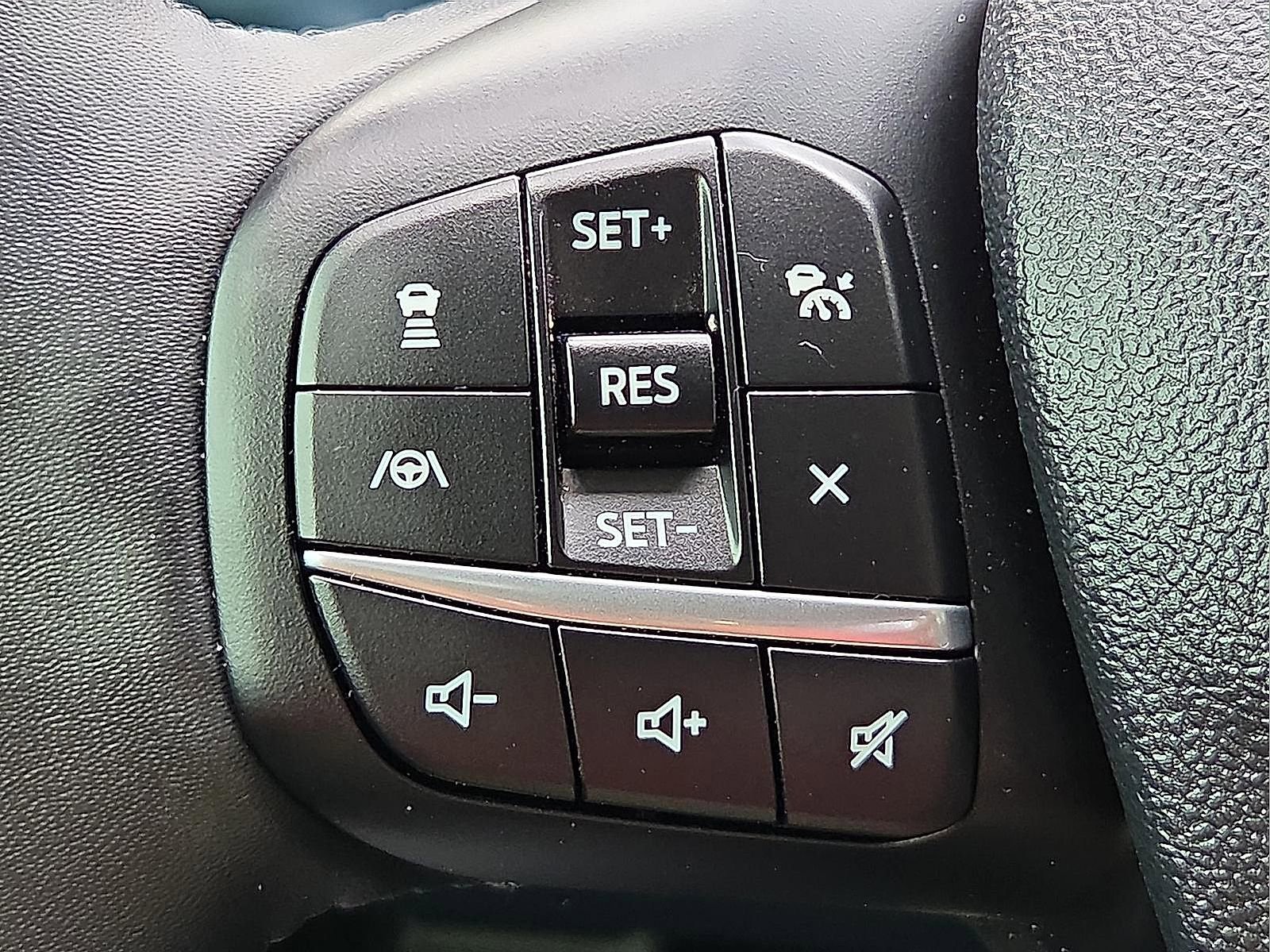 Certified 2025 Ford Maverick Lariat w/ Black Appearance Package AWD/4WD image 21