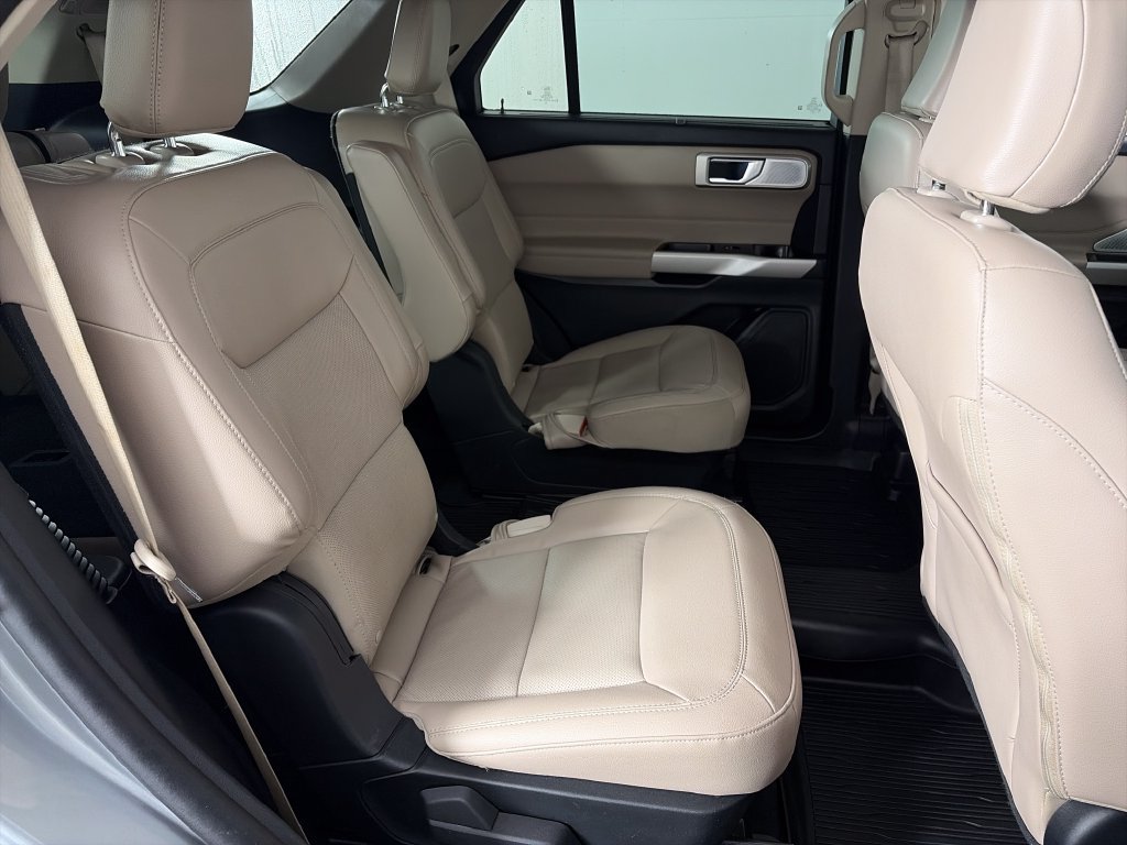 Certified 2023 Ford Explorer Limited w/ Limited Technology Package AWD/4WD image 29