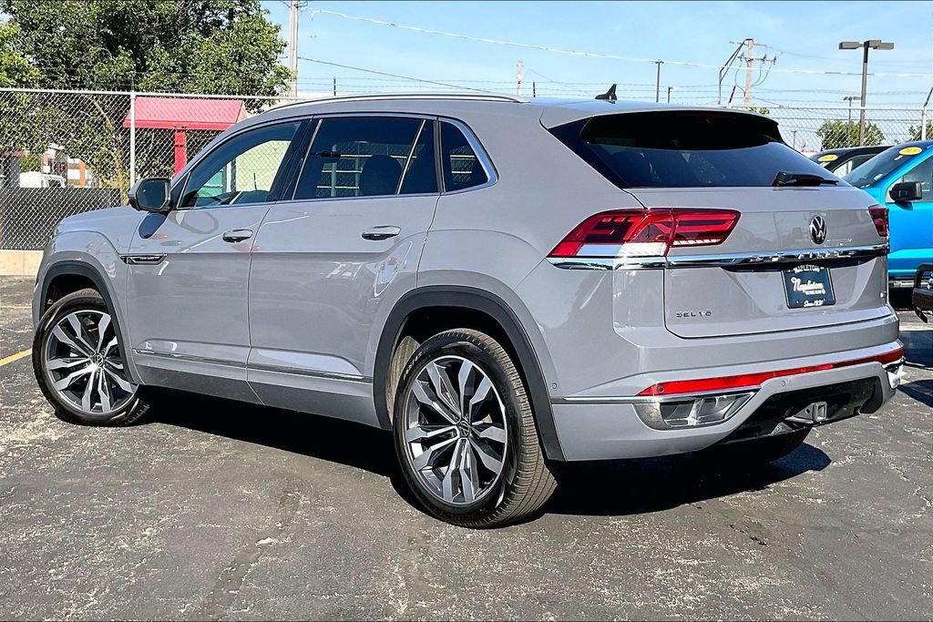 Used 2021 Volkswagen Atlas Cross Sport SEL Premium R-Line w/ Cross Sport MDO Package AWD/4WD image 10