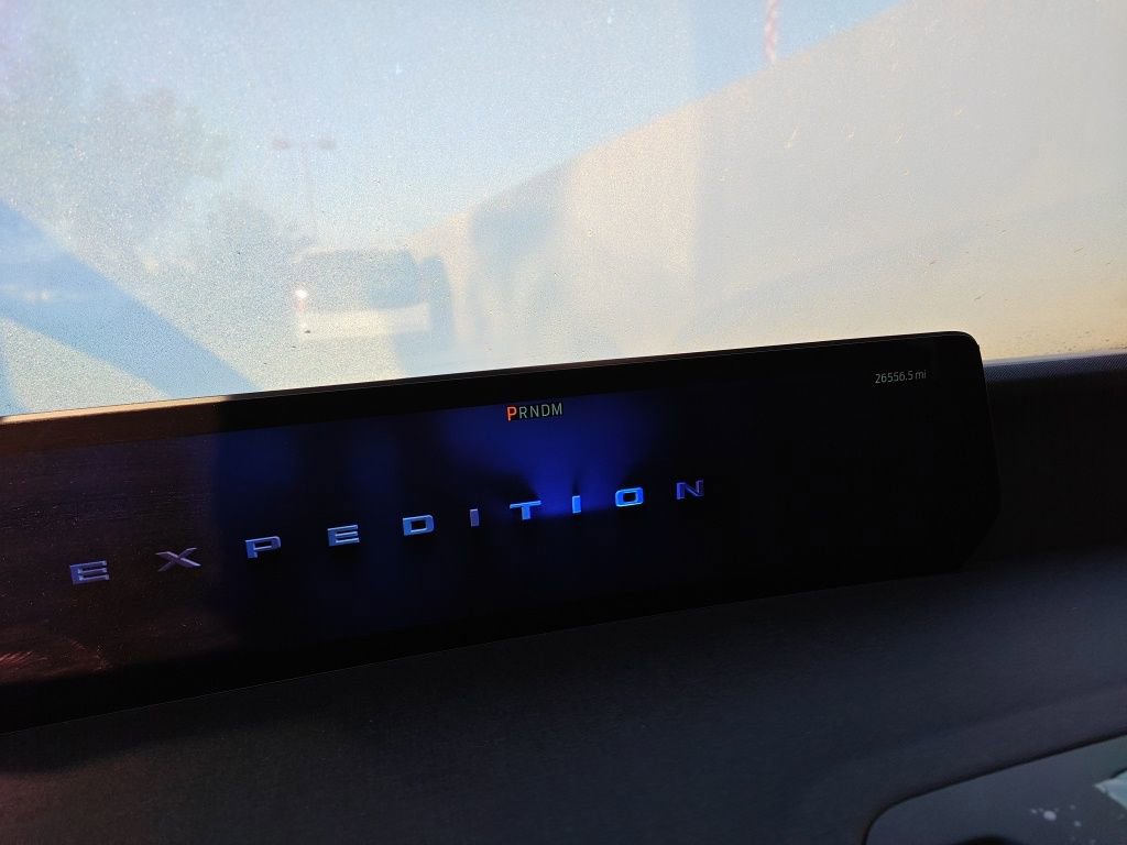 Certified 2025 Ford Expedition Active image 8