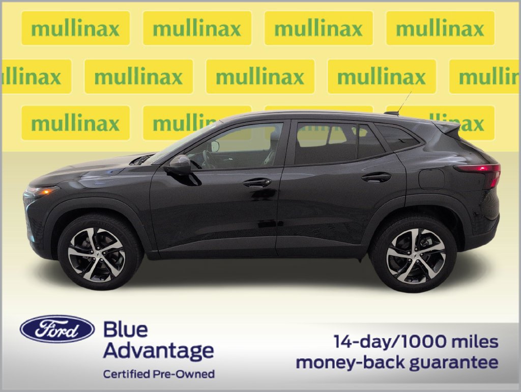 Used 2024 Chevrolet Trax RS FWD image 10
