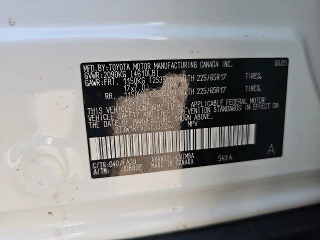 Used 2025 Toyota RAV4 XLE FWD image 35