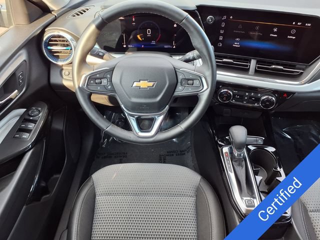 Used 2025 Chevrolet Trax LT w/ Driver Confidence Package FWD image 6