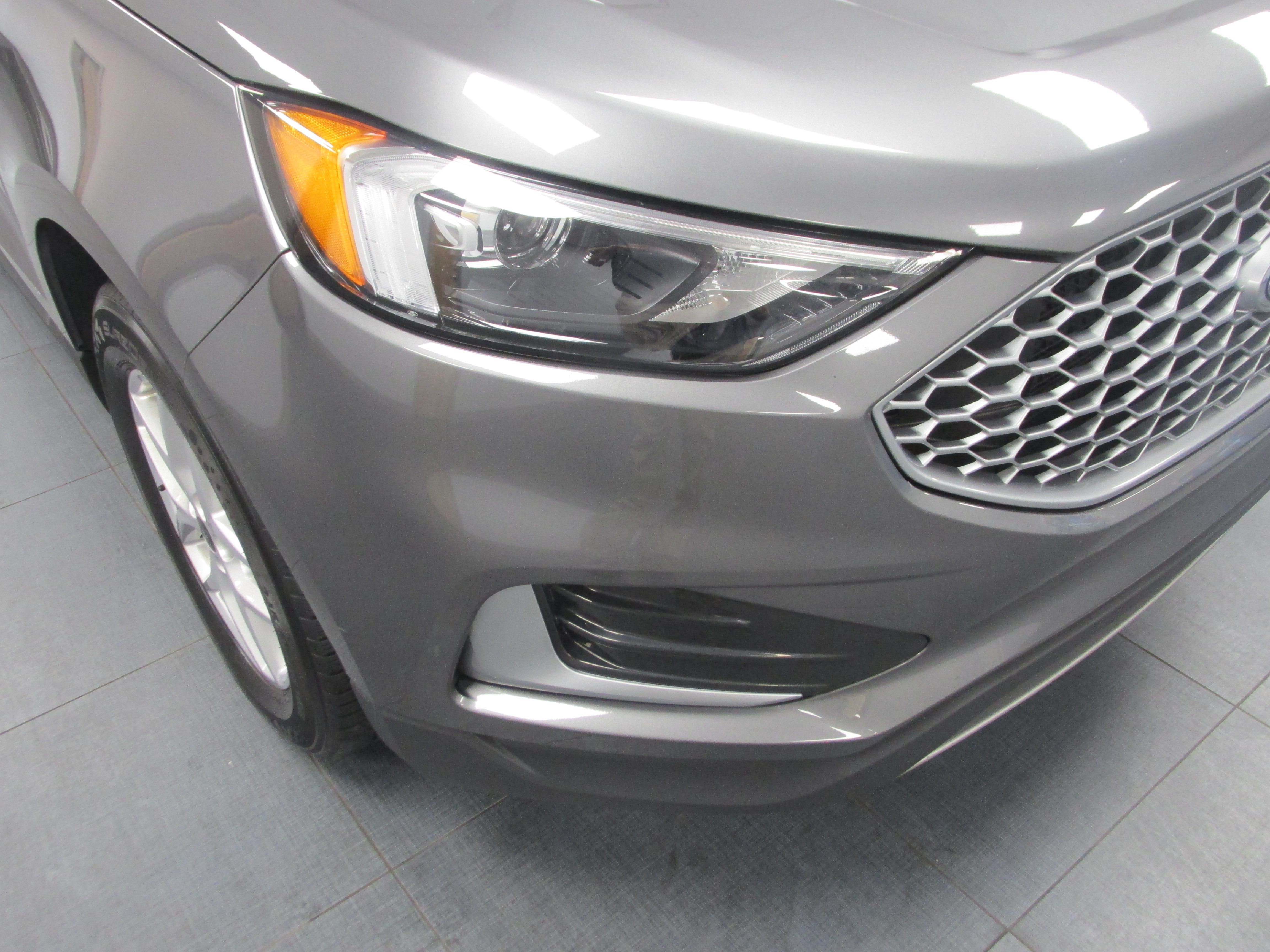 Certified 2024 Ford Edge SEL AWD/4WD image 10