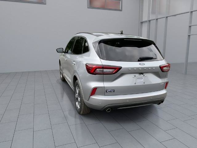 Certified 2023 Ford Escape ST-Line w/ Tech Pack #1 AWD/4WD image 7