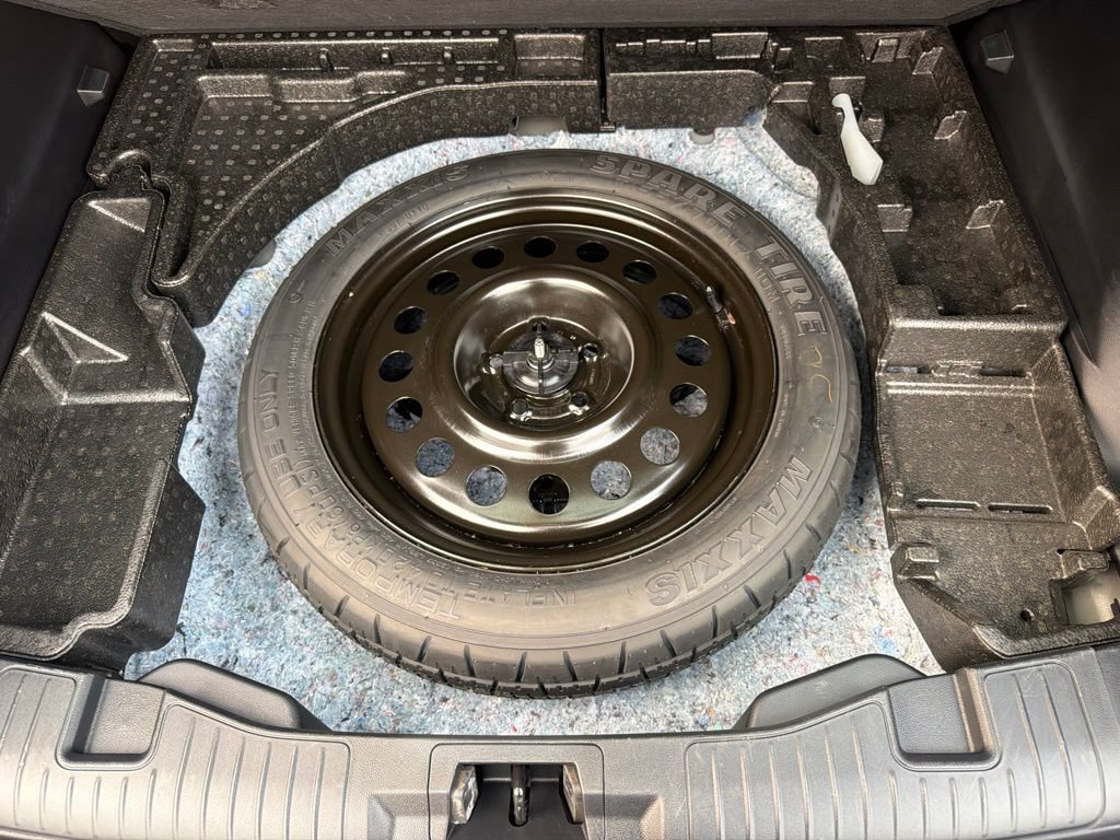 Certified 2024 Ford Escape Platinum AWD/4WD image 51