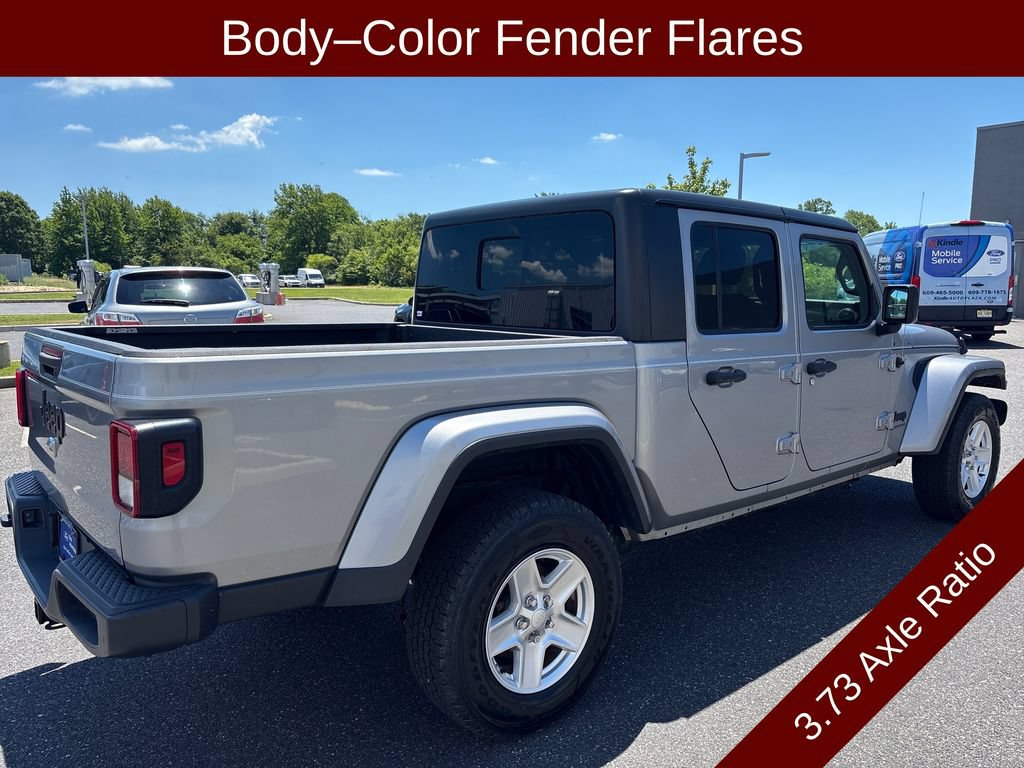 Used 2021 Jeep Gladiator Sport AWD/4WD image 23