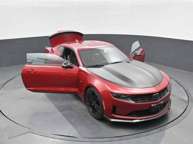 Used 2020 Chevrolet Camaro LT w/ 1LE Track Performance Package RWD image 31
