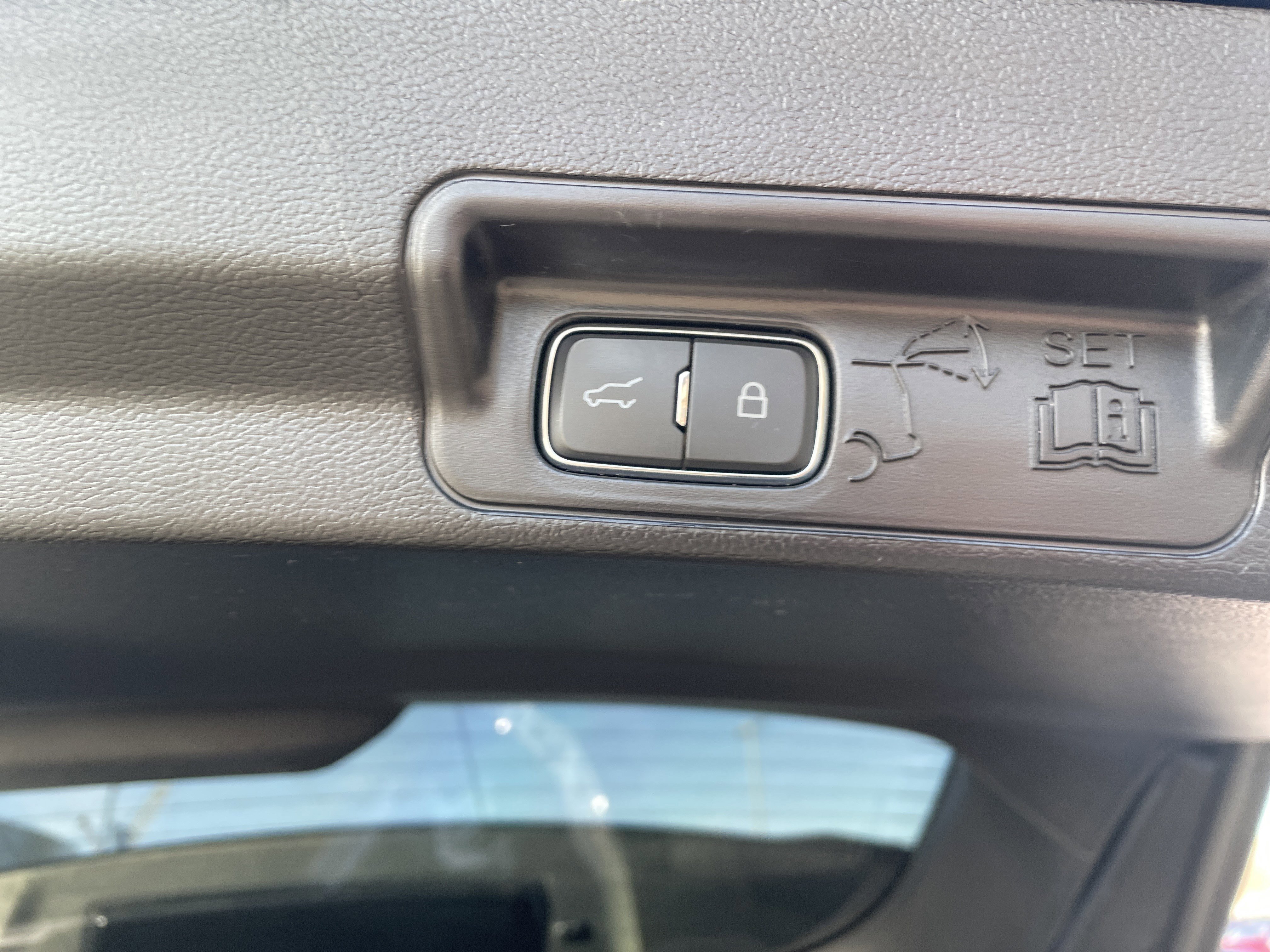 Certified 2021 Ford Explorer ST w/ Equipment Group 401A image 18