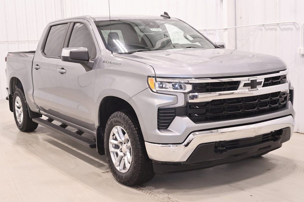 Used 2024 Chevrolet Silverado 1500 LT image 10