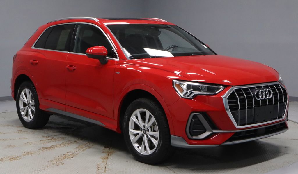 Used 2024 Audi Q3 2.0T Premium
