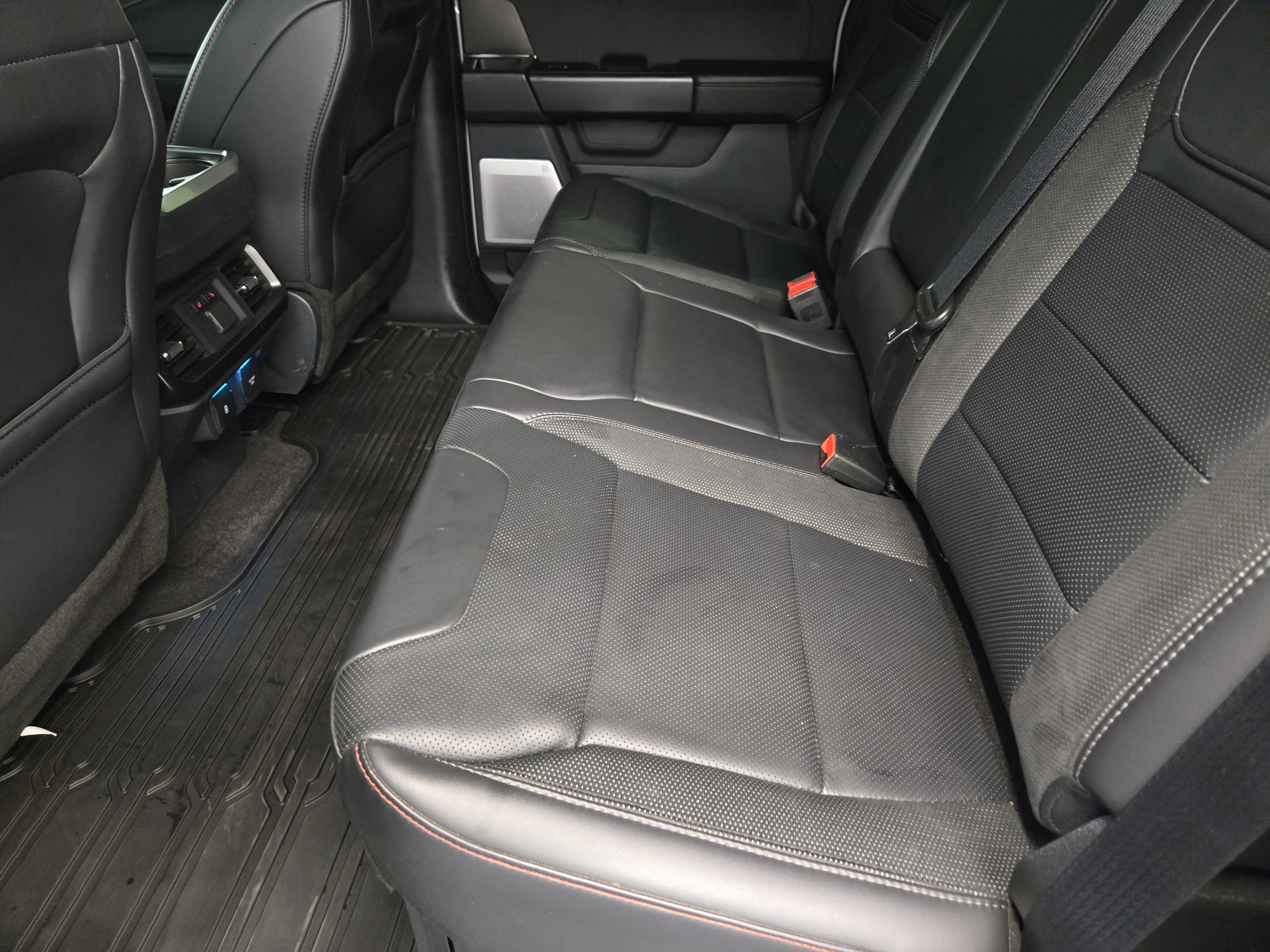 Certified 2025 Ford F150 Raptor AWD/4WD image 31