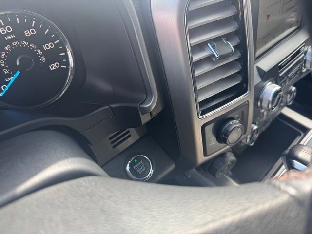 Certified 2018 Ford F150 Platinum w/ Equipment Group 701A Luxury image 25