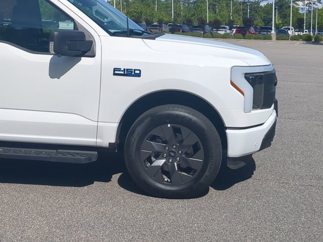 Certified 2024 Ford F150 Lightning Flash AWD/4WD image 11