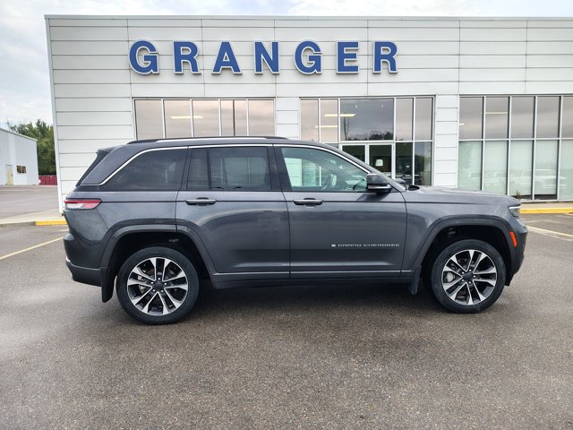 Used 2022 Jeep Grand Cherokee Overland AWD/4WD image 7