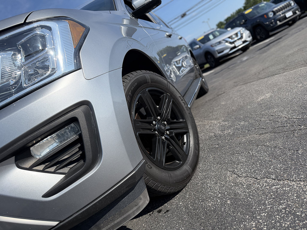 Certified 2021 Ford Expedition XLT AWD/4WD image 3