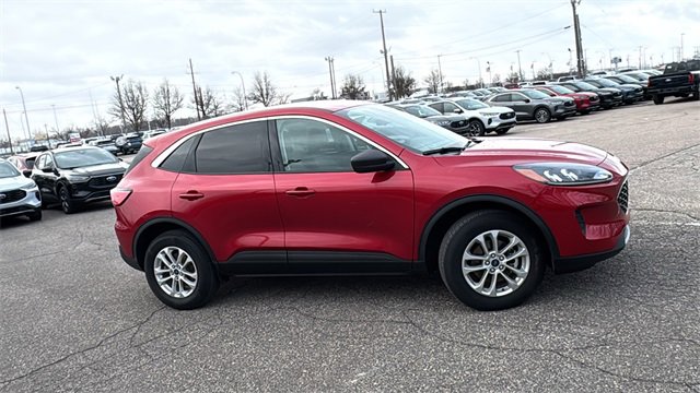 Certified 2022 Ford Escape SE w/ Convenience Package image 2