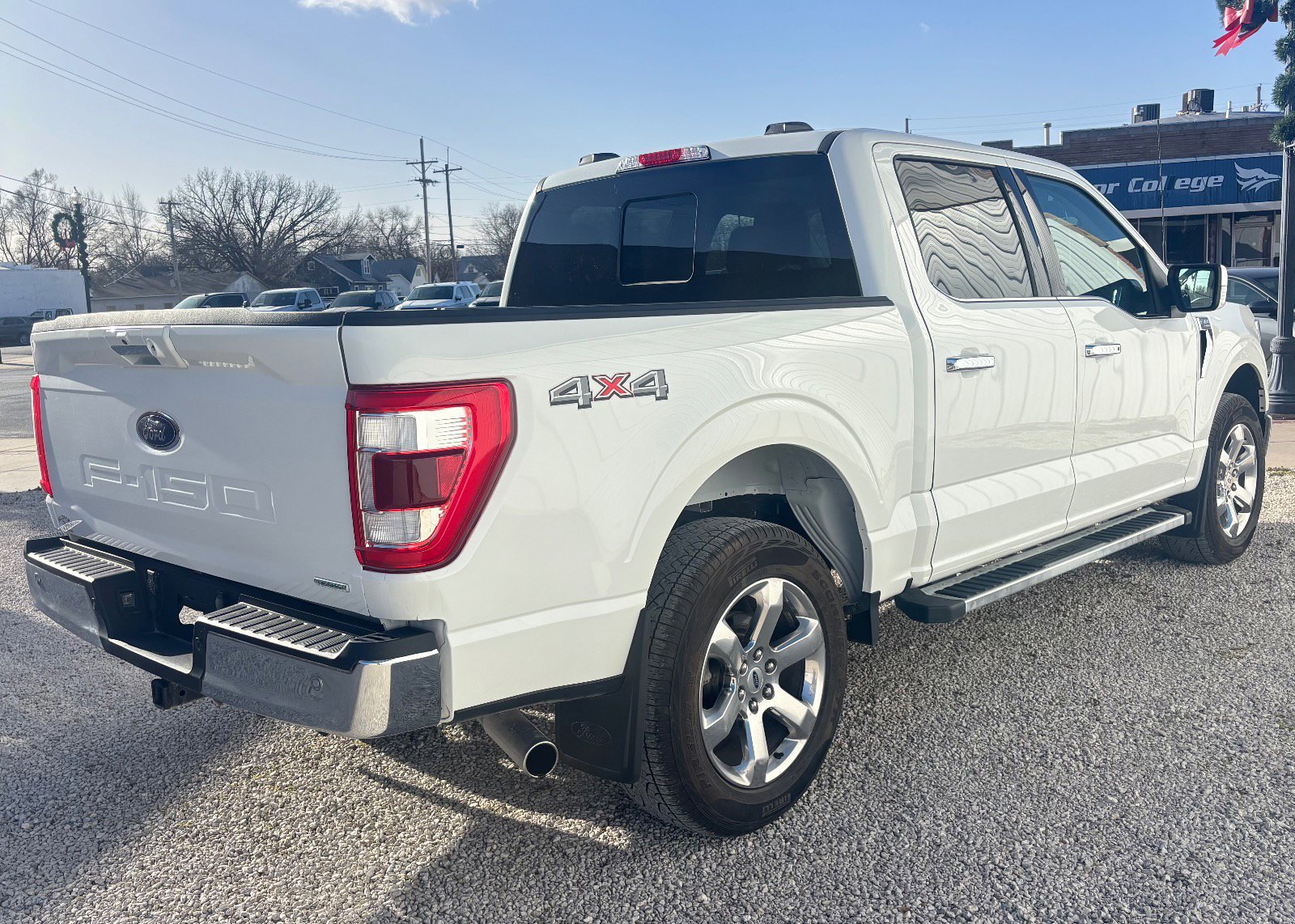 Certified 2022 Ford F150 Lariat w/ Equipment Group 502A High image 5