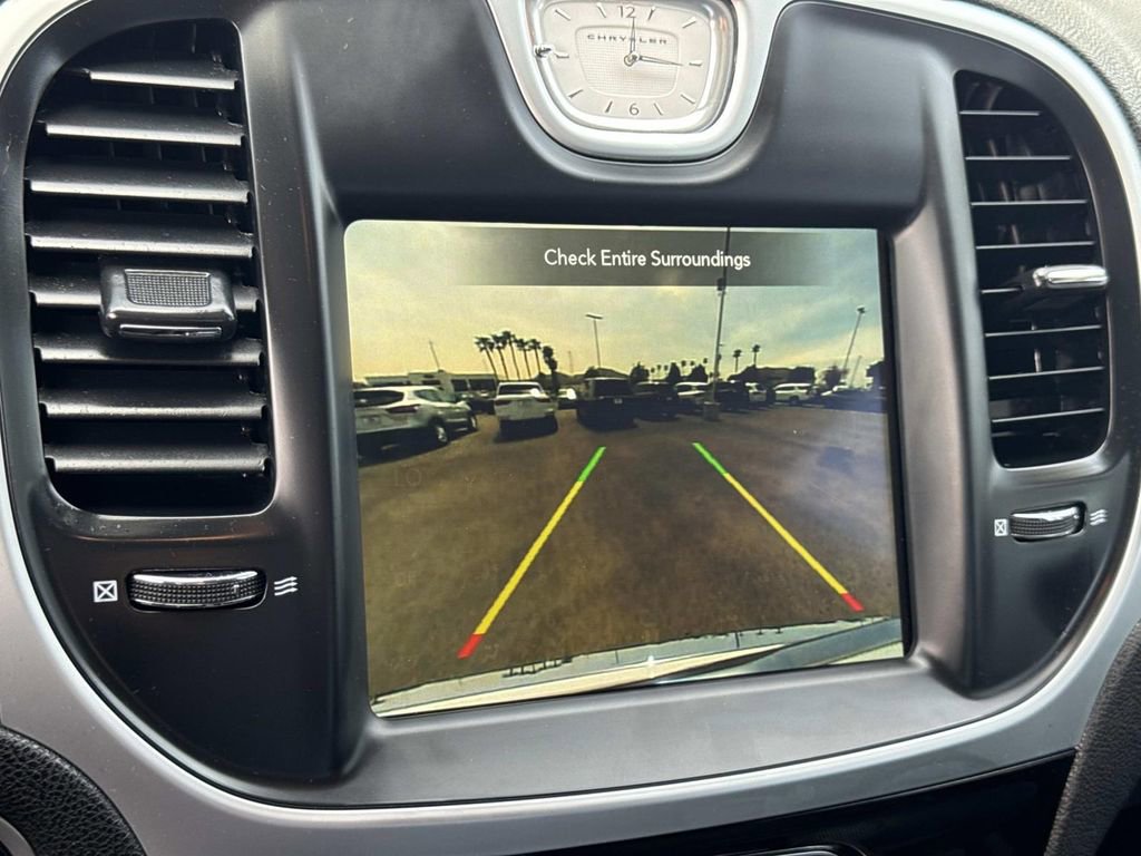 Used 2023 Chrysler 300 Touring image 17
