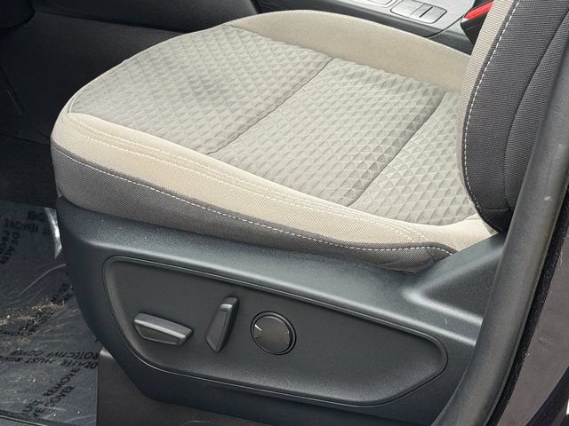 Certified 2021 Ford Escape SE w/ SE Sport Appearance Package FWD image 40