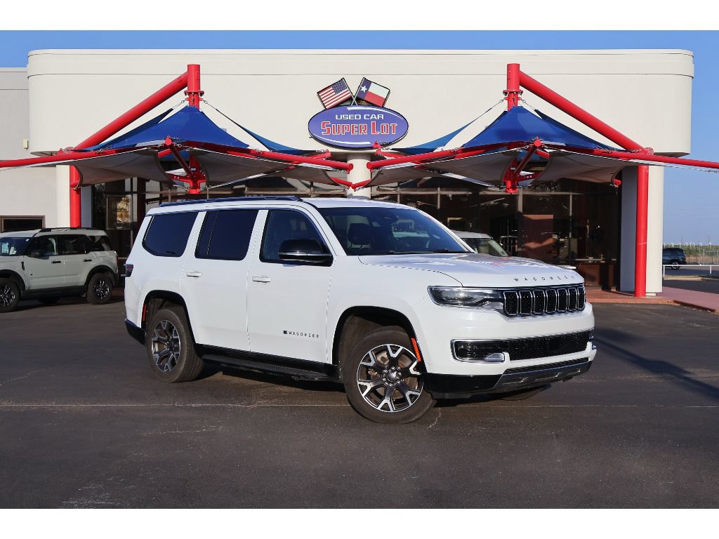 Used 2023 Jeep Wagoneer Series III w/ Preferred Equipment Group