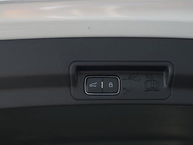 Certified 2025 Ford Explorer Active w/ Active Comfort Package AWD/4WD image 13