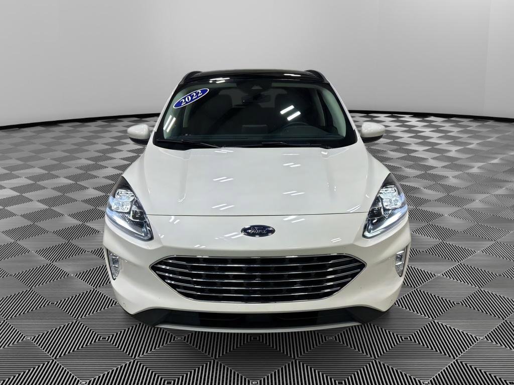 Certified 2022 Ford Escape Titanium image 4