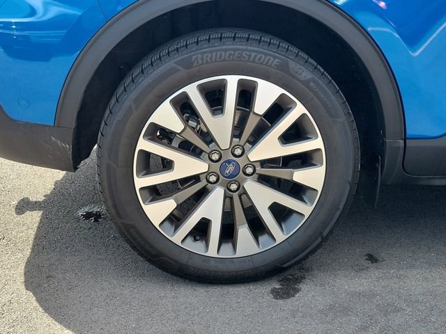 Certified 2020 Ford Escape Titanium AWD/4WD image 5