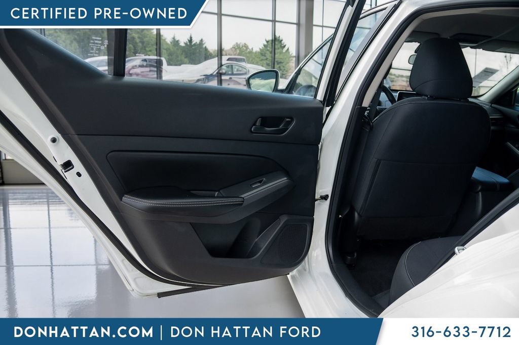 Used 2025 Nissan Altima 2.5 SV FWD image 18