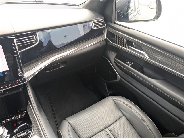 Used 2022 Jeep Wagoneer Series III w/ Premium Group I image 18