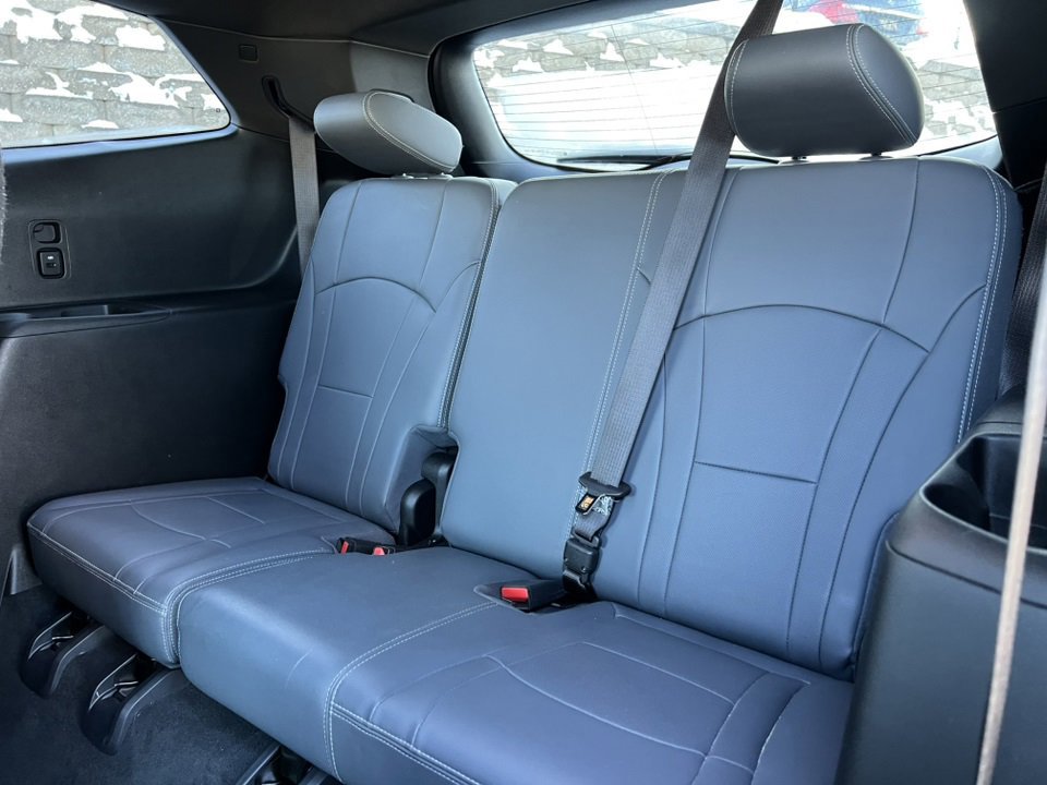 Used 2022 Buick Enclave Essence w/ Experience Buick Package image 13