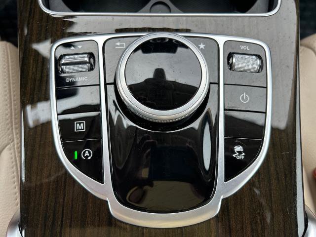 Used 2018 Mercedes-Benz GLC 300 4MATIC image 32