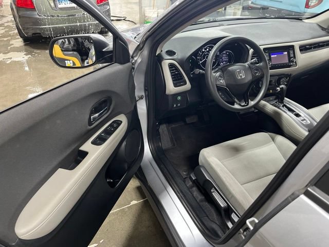 Used 2022 Honda HR-V LX image 21