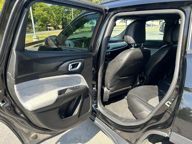Used 2024 Jeep Compass Latitude AWD/4WD image 27