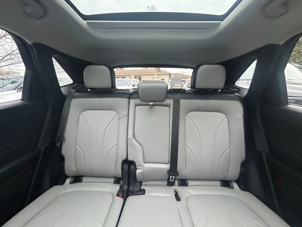 Certified 2025 Ford Escape Platinum w/ Premium Technology Package AWD/4WD image 22