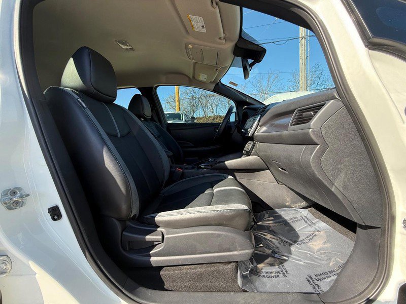 Used 2019 Nissan Leaf SL w/ SL Technology Package image 12