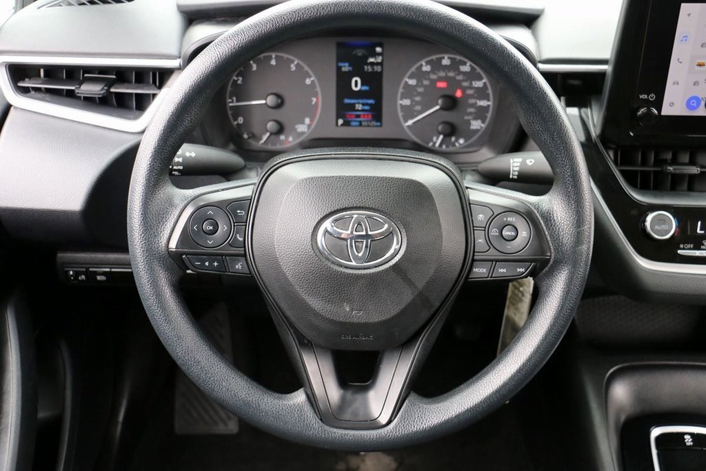 Used 2024 Toyota Corolla LE image 21