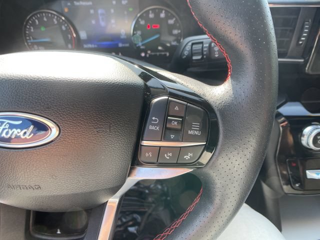 Certified 2023 Ford Explorer ST-Line w/ Class IV Trailer Tow Package AWD/4WD image 18